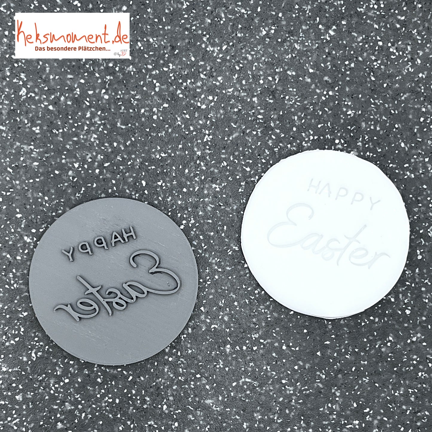 fondant stamp "Happy Easter"